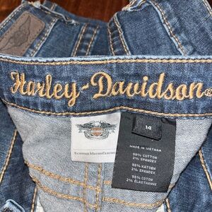 Harley Davidson women’s boot cut jeans. Size 14.